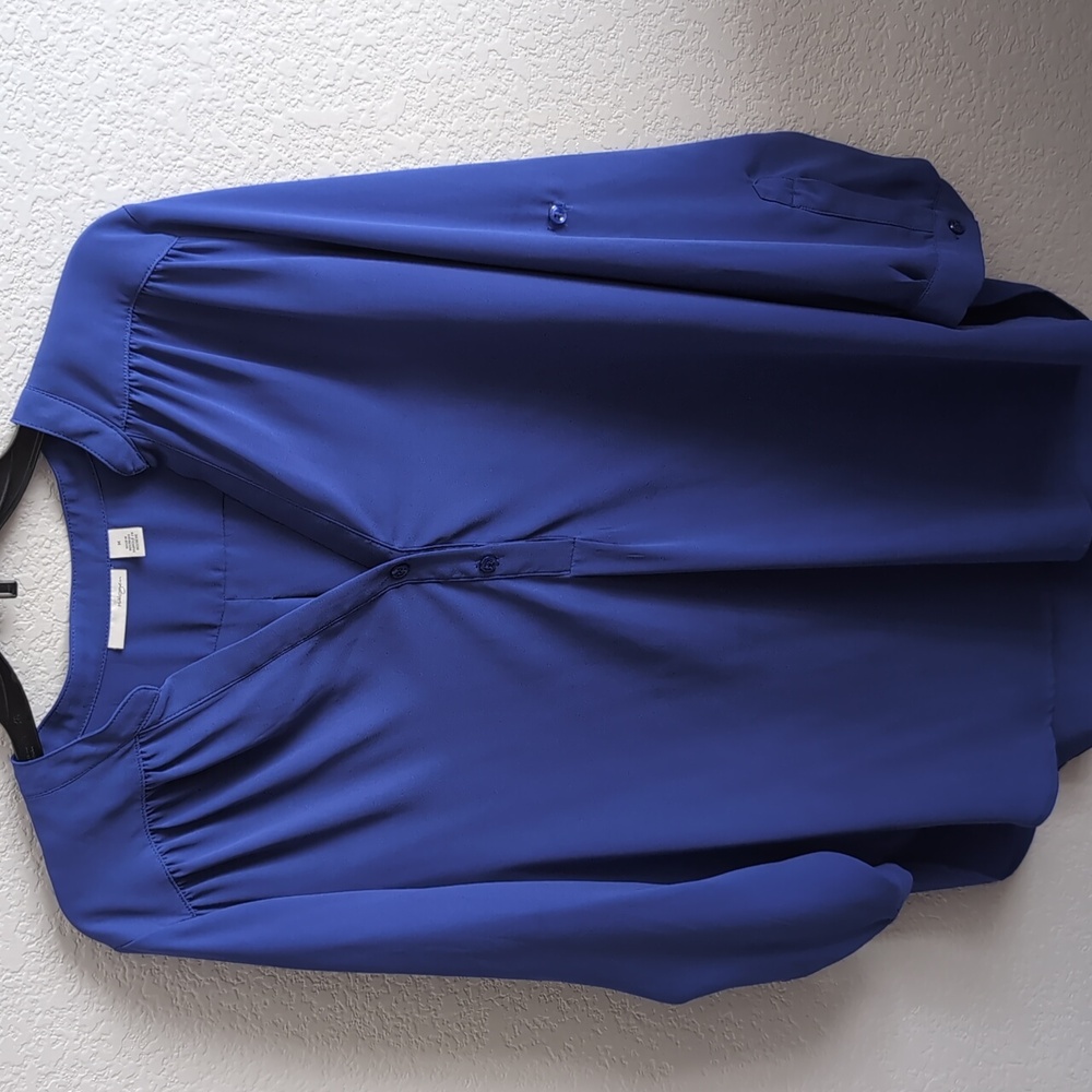Halogen Blue Split V-Neck Tunic Tab Sleeve Blouse